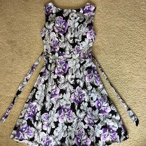 Asymmetrical floral summer dress!👗💖
